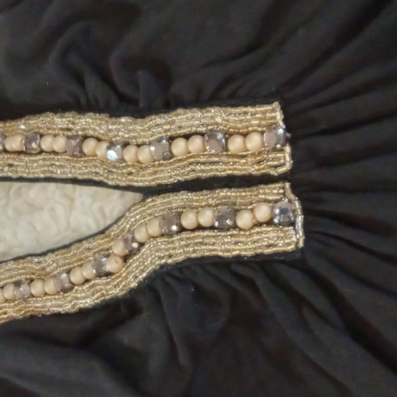 Elegant Black Halter Top with Gold Accents - Picture 5 of 12